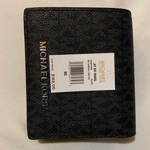 Michael Kors Jet Set Travel Wallet